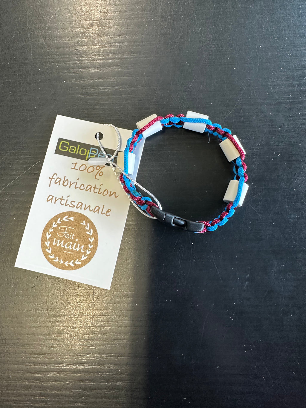BRACELET FAIT MAIN – ANTI-TIQUE, MOUSTIQUES & POUX (PERLES CERAMIQUES & CITRONNELLE)