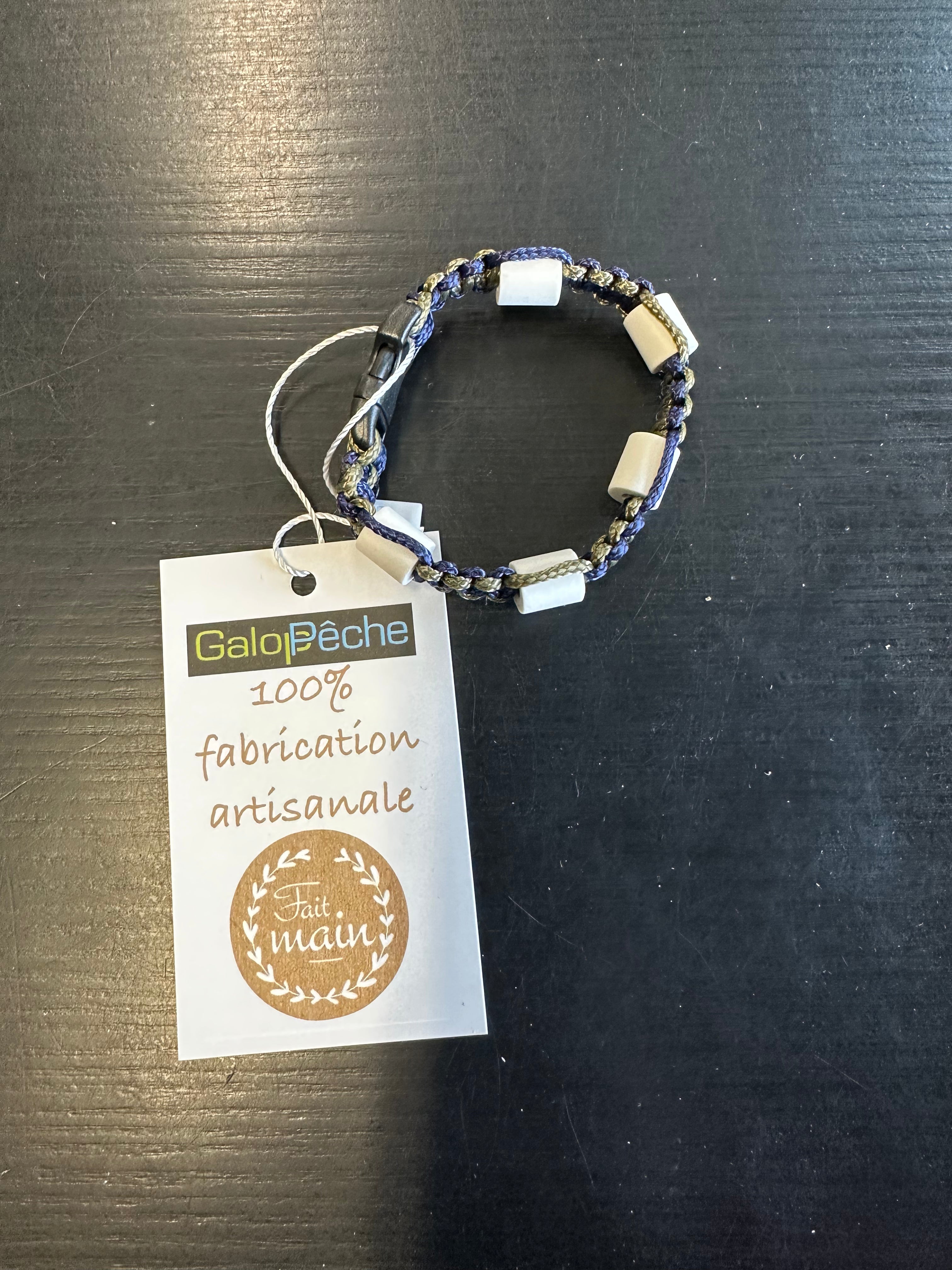 BRACELET FAIT MAIN – ANTI-TIQUE, MOUSTIQUES & POUX (PERLES CERAMIQUES & CITRONNELLE)