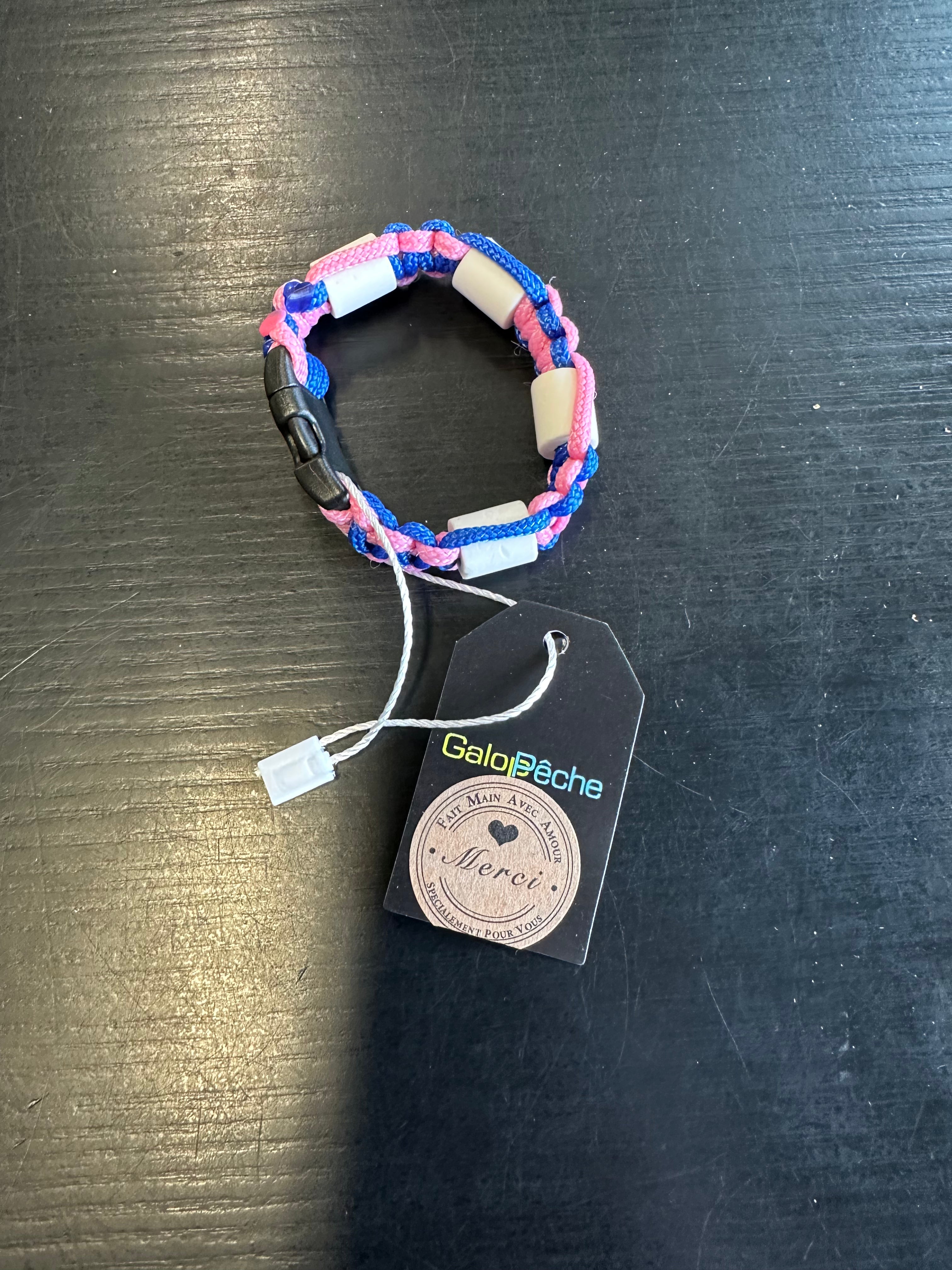 BRACELET FAIT MAIN – ANTI-TIQUE, MOUSTIQUES & POUX (PERLES CERAMIQUES & CITRONNELLE)