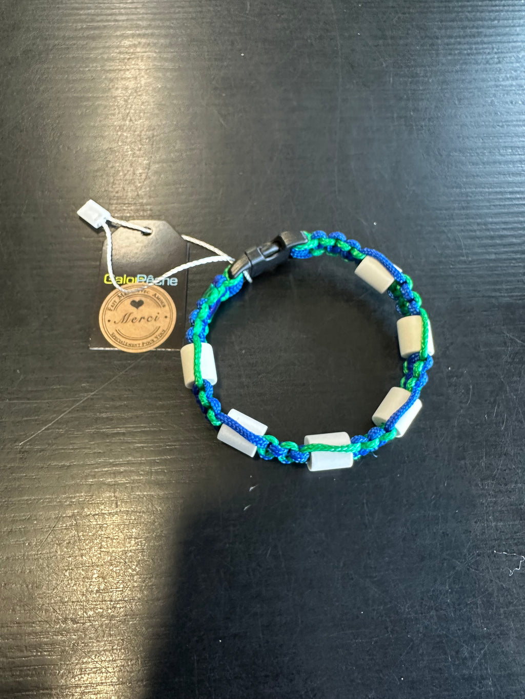 BRACELET FAIT MAIN – ANTI-TIQUE, MOUSTIQUES & POUX (PERLES CERAMIQUES & CITRONNELLE)