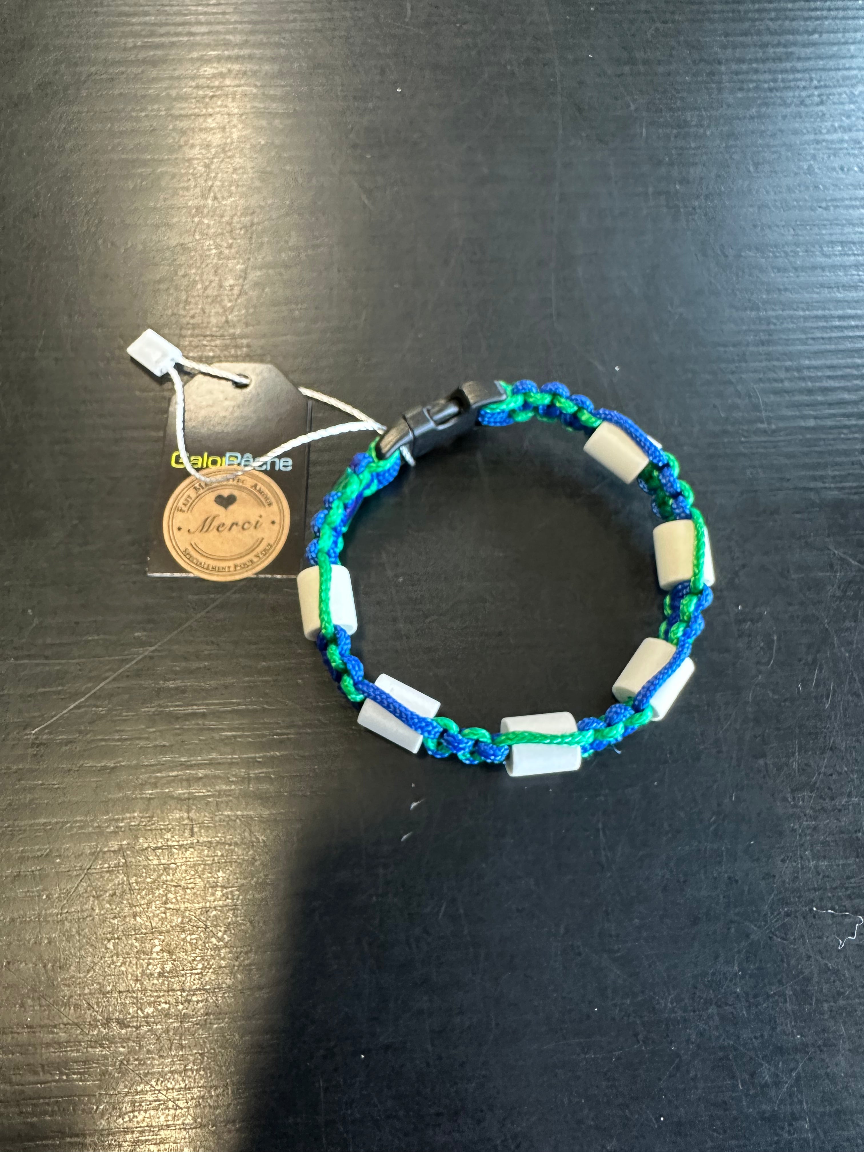 BRACELET FAIT MAIN – ANTI-TIQUE, MOUSTIQUES & POUX (PERLES CERAMIQUES & CITRONNELLE)