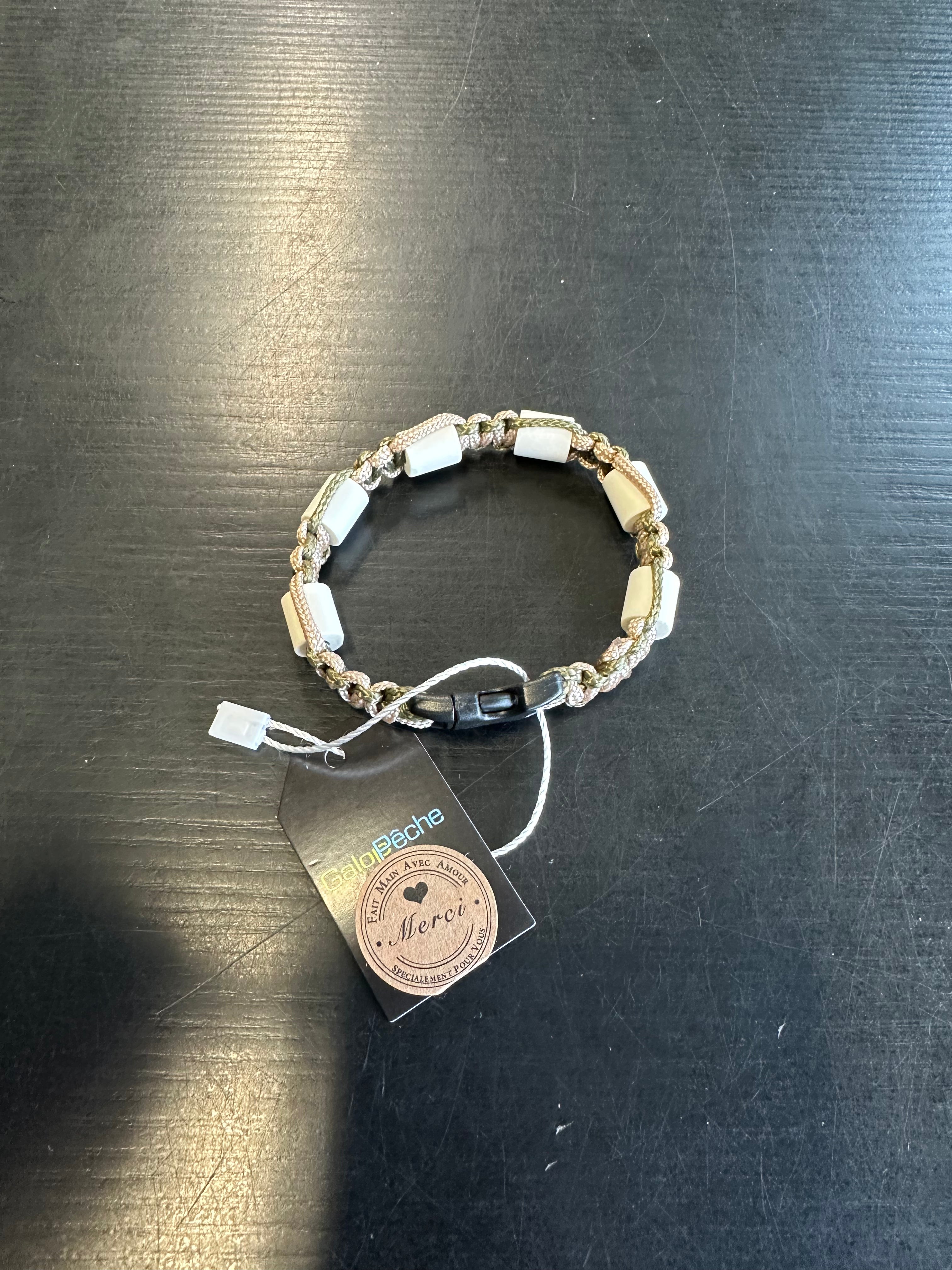 BRACELET FAIT MAIN – ANTI-TIQUE, MOUSTIQUES & POUX (PERLES CERAMIQUES & CITRONNELLE)